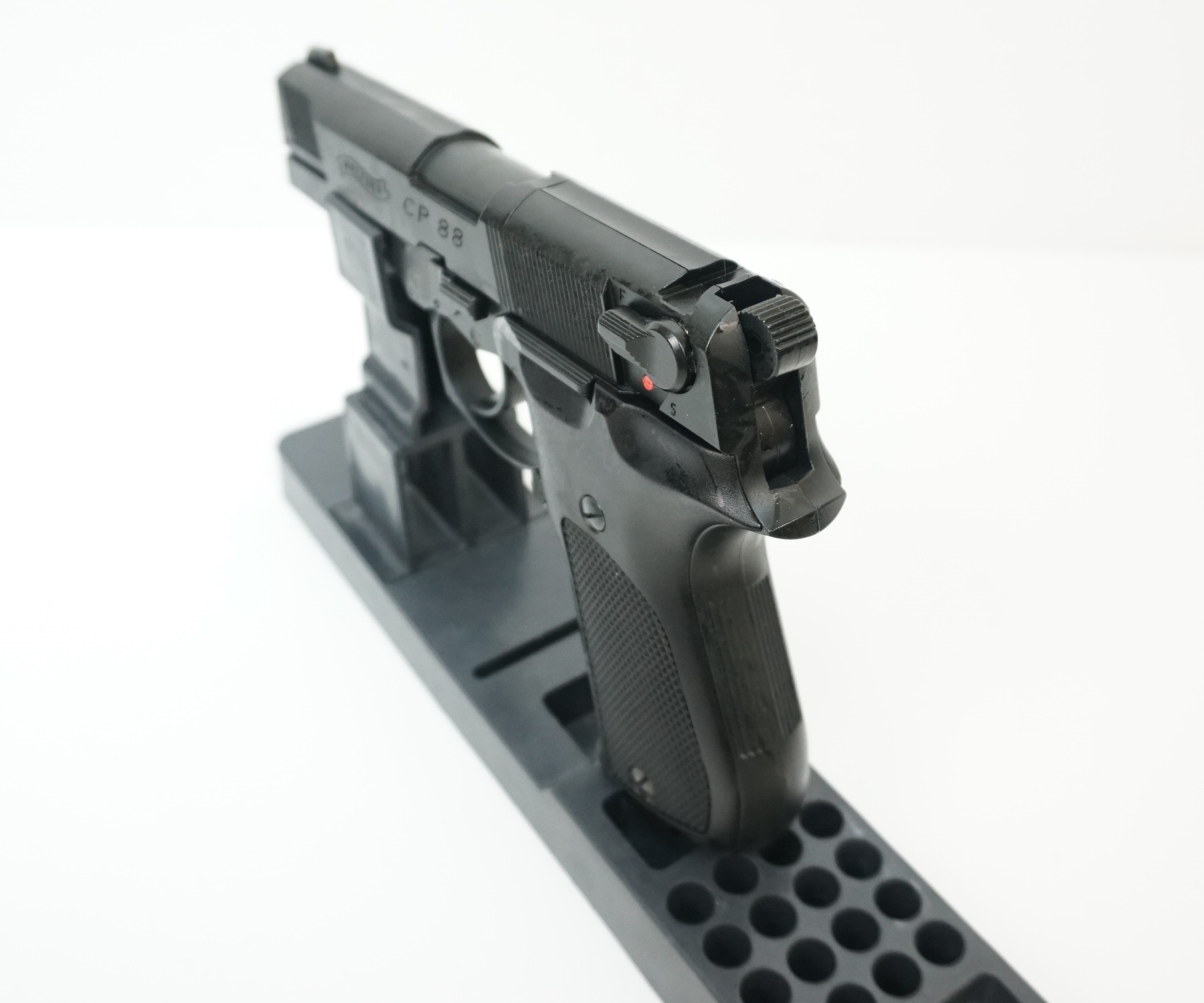 Пистолет пневматический CP 88